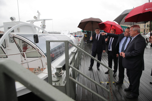 Донской делегации презентовали новое российское судно речного класса