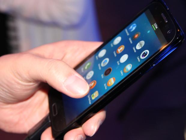 Samsung Z появится в России позже запланированного времени