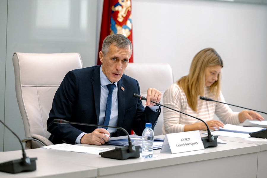 1431795456230925 0019