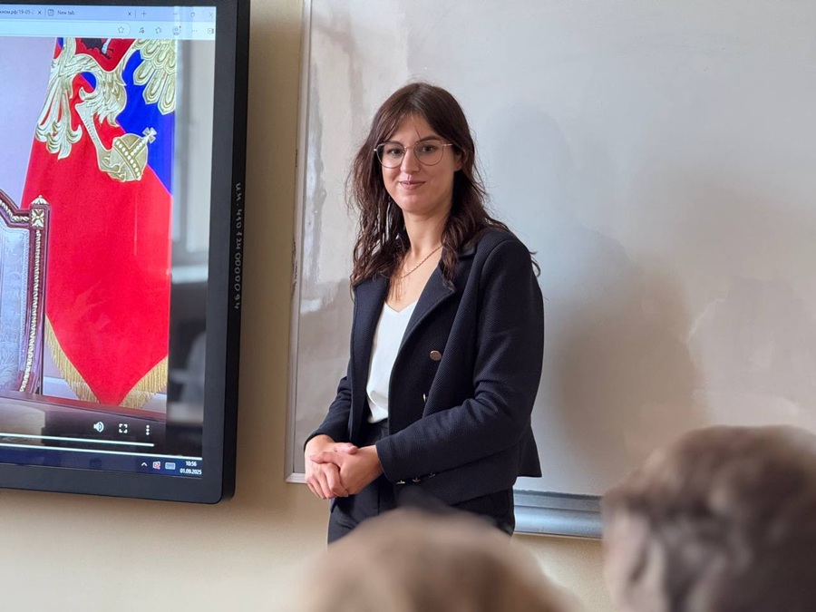 photo 5308020734347572440 y