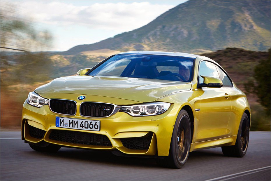 bmw-m4-coupe-i-m3-sedan